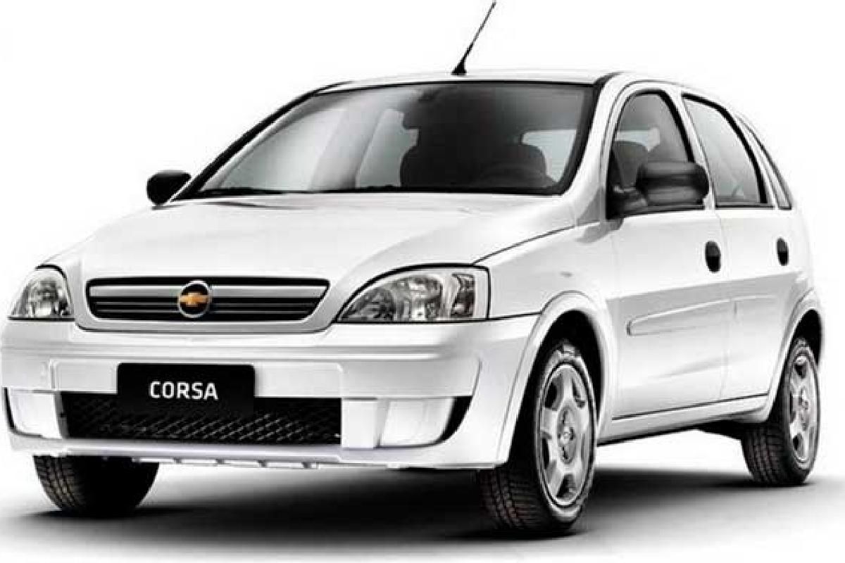 Corsa C 2002 1.8 Com personalização de bom gosto. Mostre seu carro em nosso  canal. 